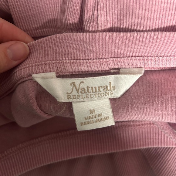 Natural Reflections Ribbed Drop Cut Short Sleeve T Shirt Women’s Medium Pink - Picture 3 of 6